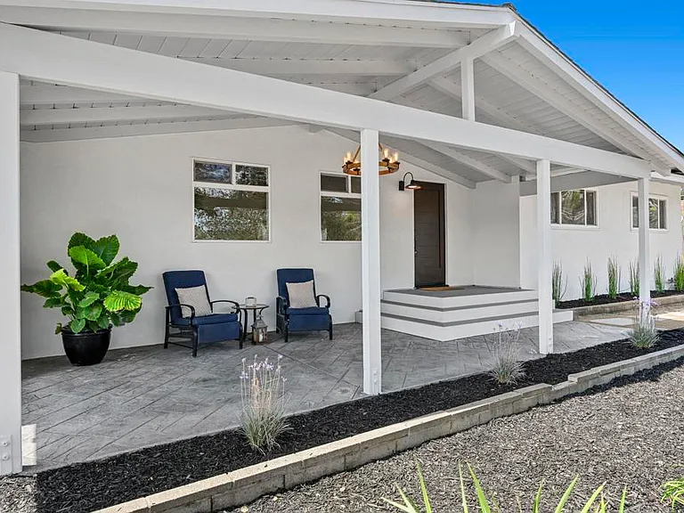 Escondido neighborhood sunset